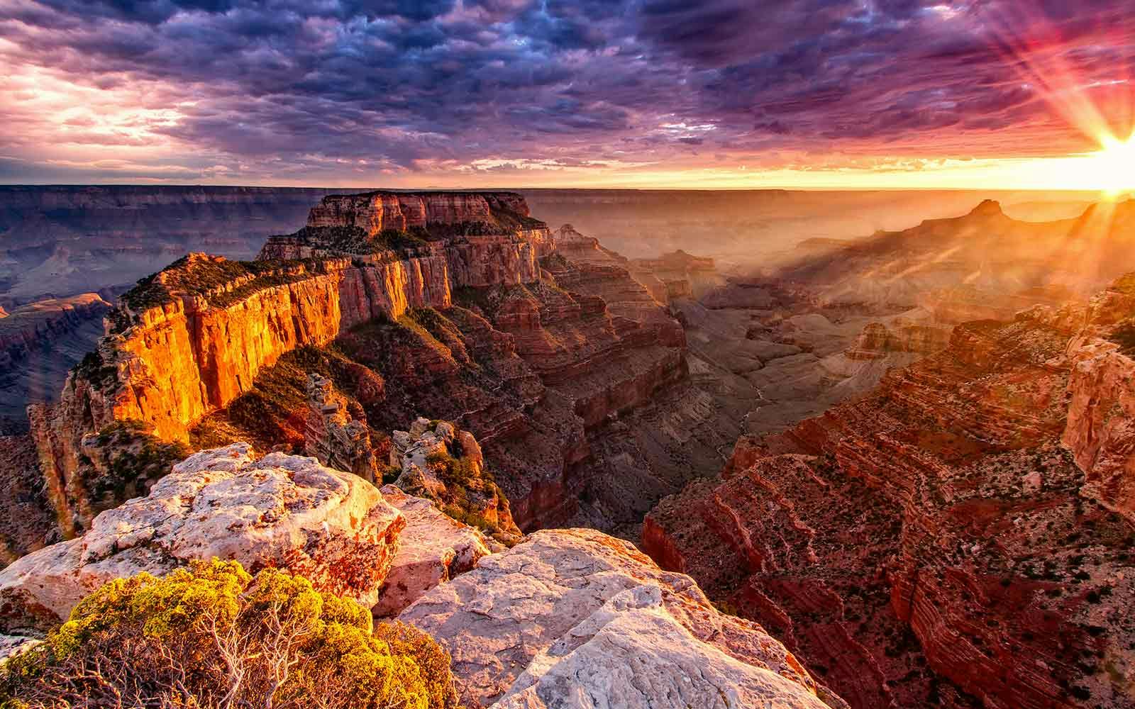 Colorful sunset in the Grand Canyon
